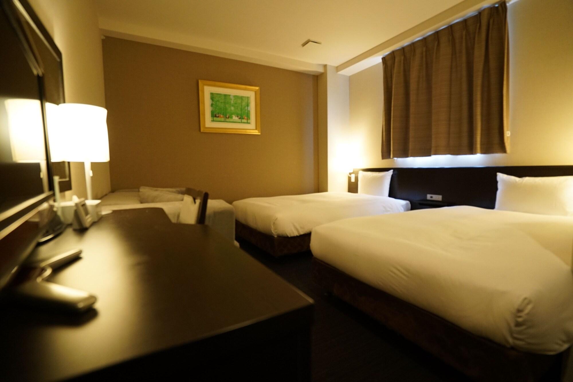 Cvs Bay 3* Tokio